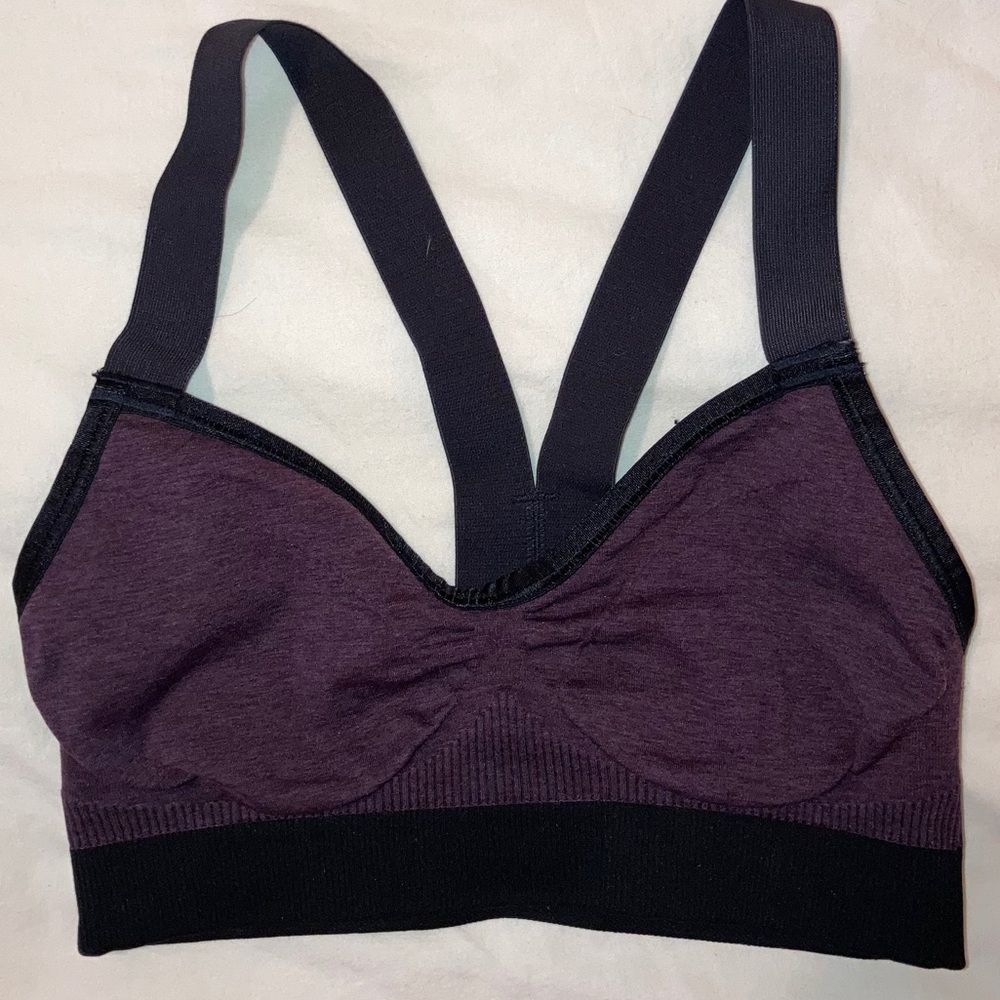 Lululemon wine purple sports bra
